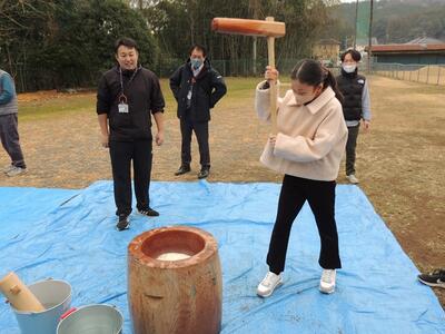 親子もちつき大会
